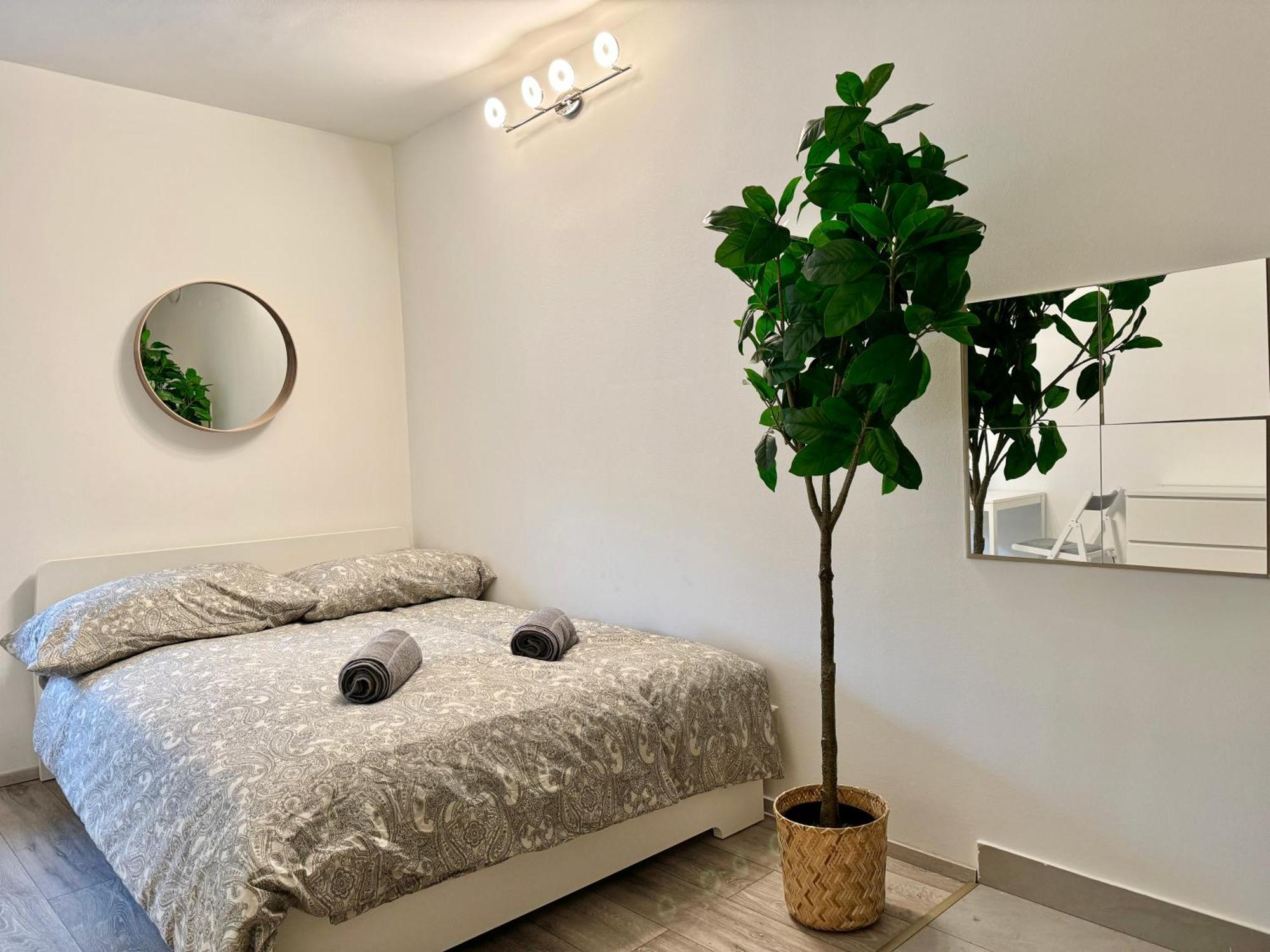Stylish Schoenbrunn Apartments With Free Parking Vienna Exterior photo