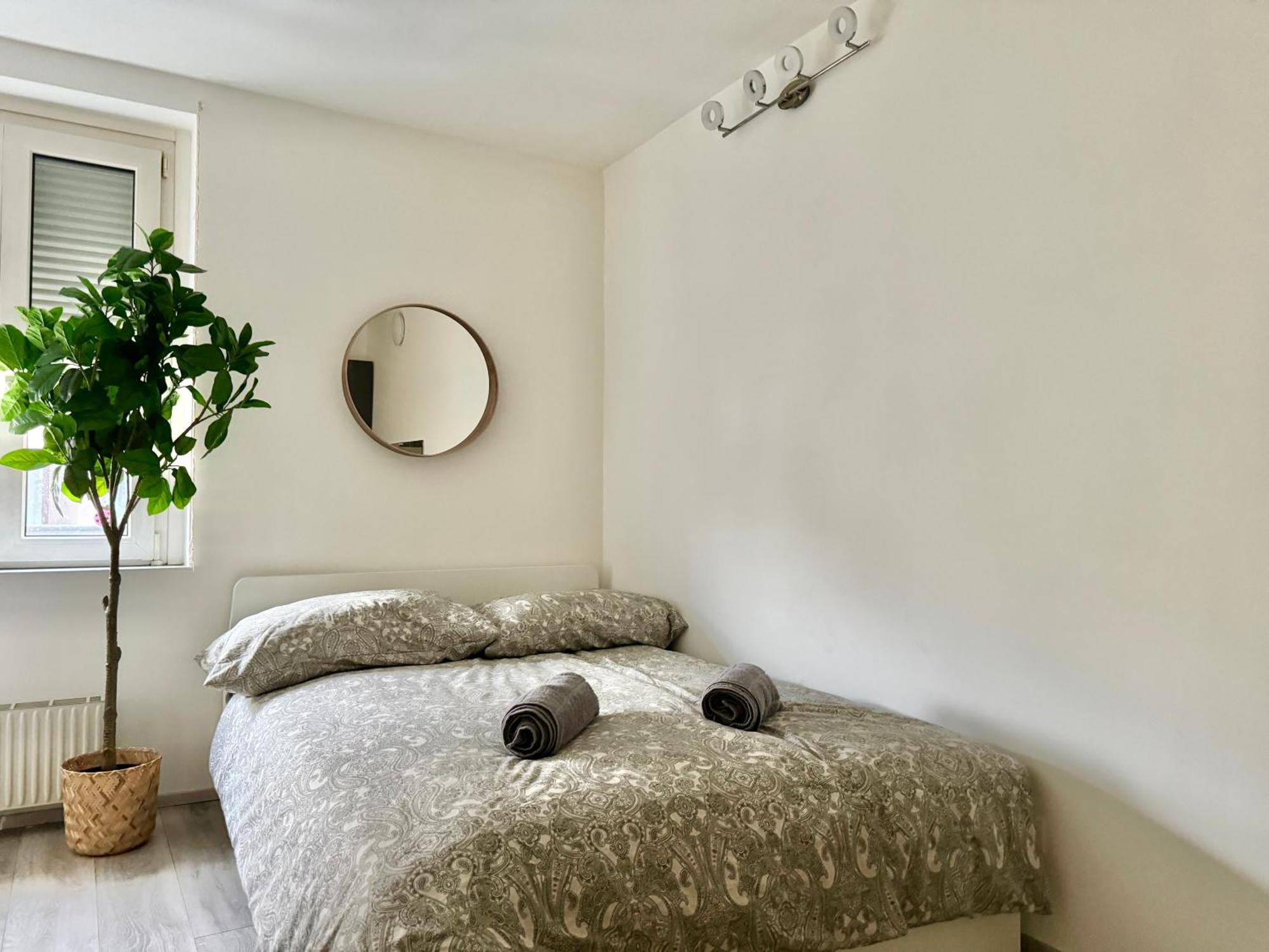 Stylish Schoenbrunn Apartments With Free Parking Vienna Exterior photo